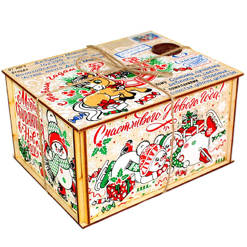 Детский новогодний подарок в  упаковке из фанеры весом 600 грамм